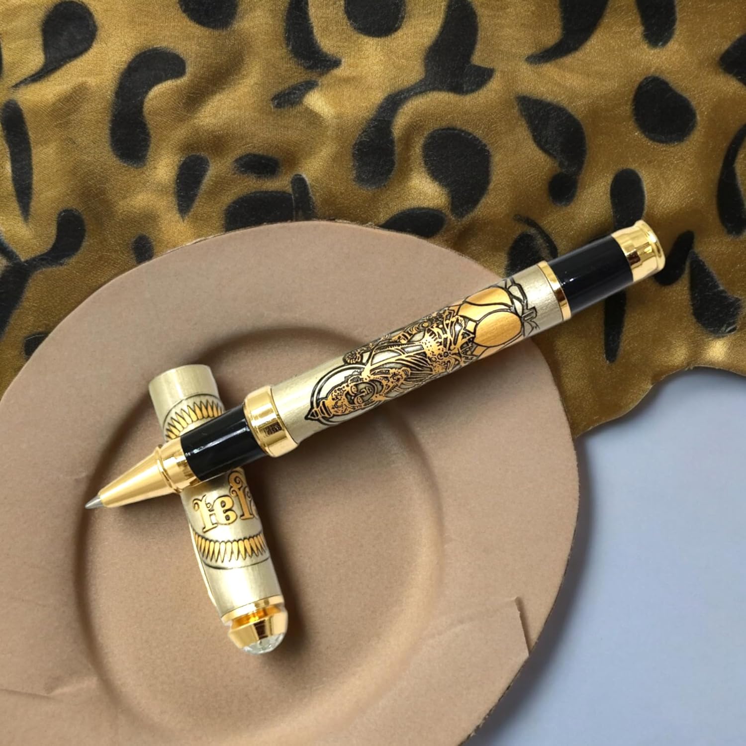 Customised Goddess Lakshmi Ji Etched Pen - Image 3